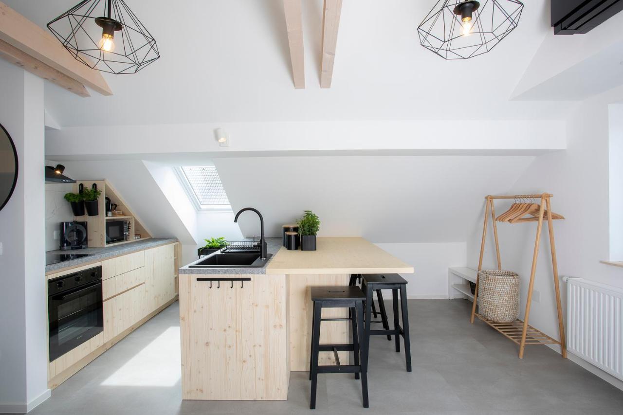 House 24 4*